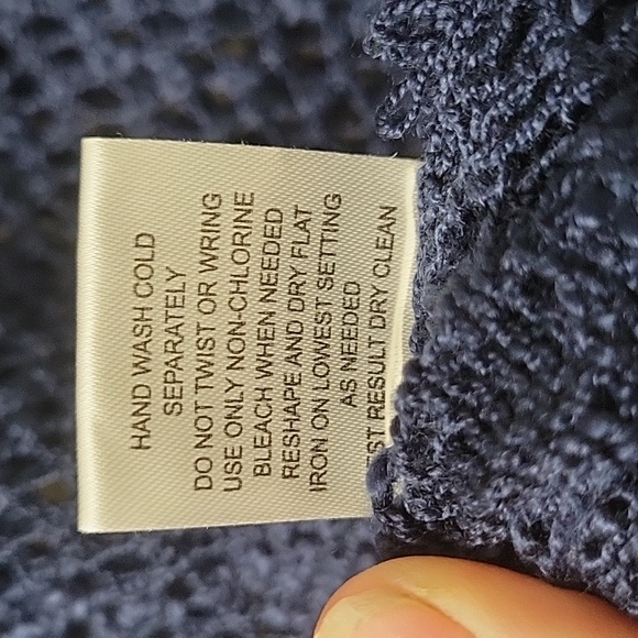 Navy Blue Women's Sweater Size M - Picture 9 of 9